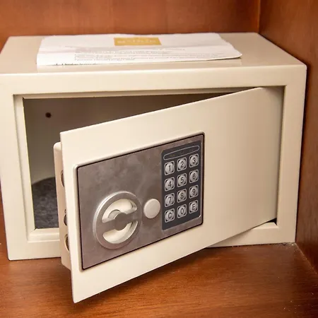 Maison Twentyfive Bed & Breakfast 4*