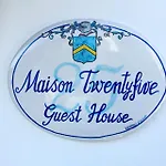Maison Twentyfive Panzió Ischia