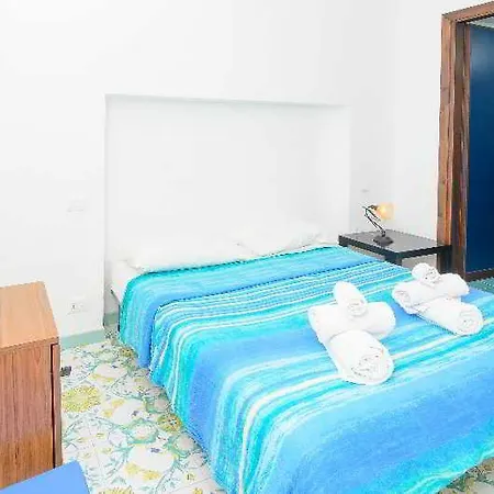 Maison Twentyfive B&B 4*