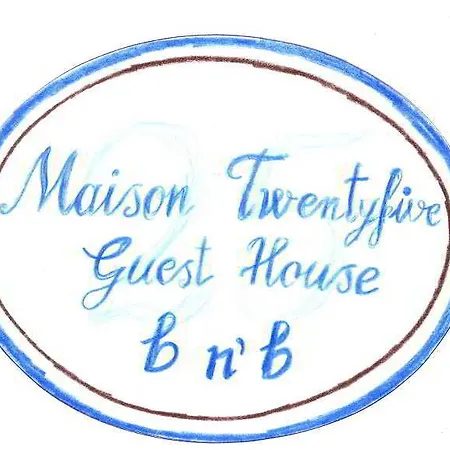 Maison Twentyfive Nocleg ze śniadaniem 4*