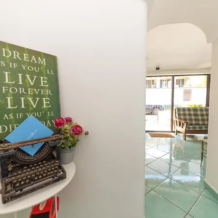 A Casa Di Mario Bed & Breakfast
