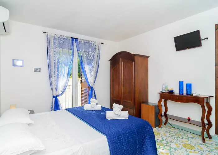 住宿加早餐酒店 梅森二十五住宿加早餐旅馆 伊斯基亚