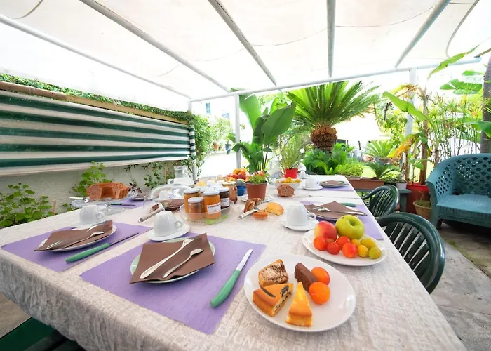 梅森二十五住宿加早餐旅馆 4* 伊斯基亚