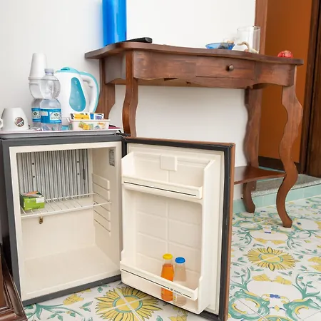 Maison Twentyfive Bed & Breakfast