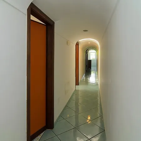 Maison Twentyfive 4* イスキア島