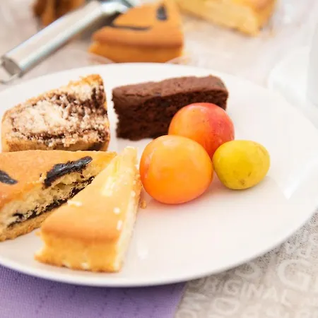 Maison Twentyfive Bed & Breakfast 4*