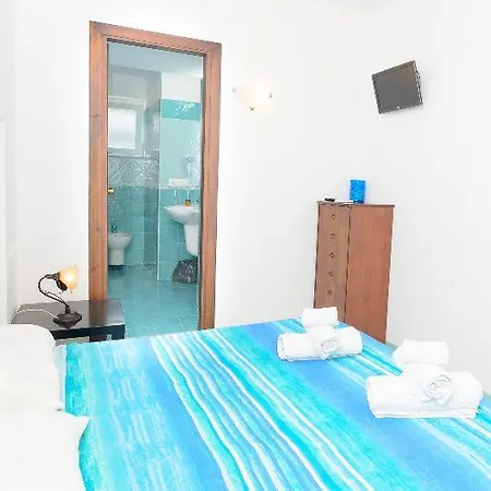 Bed & Breakfast Maison Twentyfive 2*