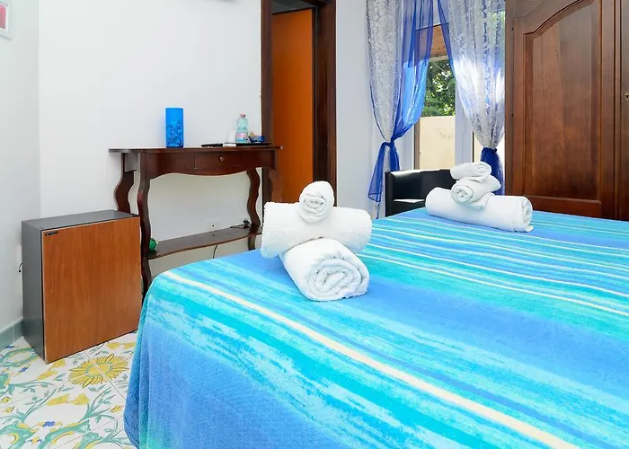 Maison Twentyfive 4*